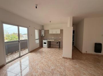 PH · 55m² · 2 Ambientes · Alquiler Departamento 1 Dormitorio en Santo Tome