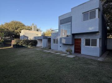 PH · 123m² · 5 Ambientes · 1 Cochera · Duplex en Venta en Villa Allende, Barrio Lomas Sur