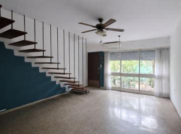 Casa · 92m² · 4 Ambientes · 1 Cochera · Venta Casa Carrasco 2 Dorm. Baños Jardín Parrilla