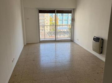 Departamento de 4 ambientes, Almagro · Dep 4 Amb con Dependencia Balcón Al Frente y Cochera Cubierta