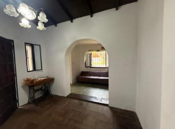 Casa · 80m² · 3 Ambientes · 1 Cochera · Alquiler de Casa 3 Ambientes en Don Torcuato - Medina Propiedades