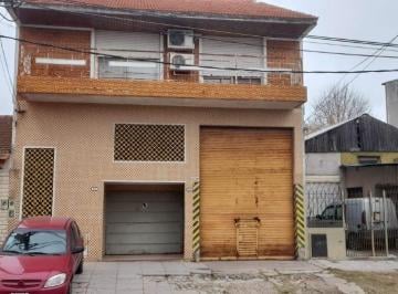 Bodega-Galpón de 4 ambientes, Quilmes · Importante Inmueble; Galpón con Vivienda en P. Alta. Oportunidad! Escucha Ofertas!