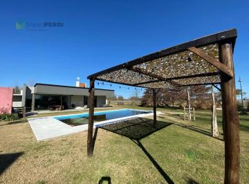 Casa · 1667m² · 3 Ambientes · Casa en Ruta 2, Km 64 Area 60