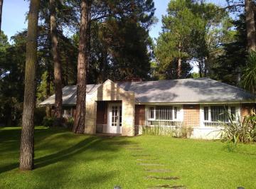 Casa de 5 ambientes, Cariló · Alquilo Anual