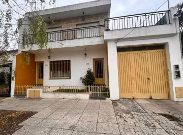 PH · 55m² · 3 Ambientes · PH Primer Piso por Escalera