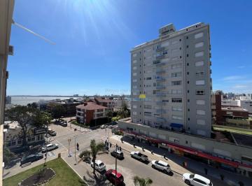 Foto1 · Apartamento en Alquiler de 2 Dorm. en La Península, Punta del Este