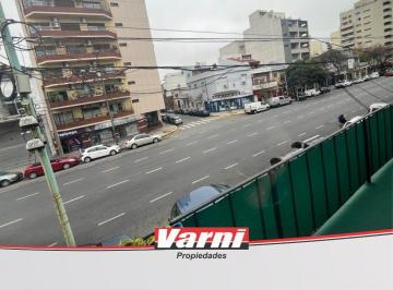 VAR-VAR-780_2 · Departamento 5 Ambientes. | Av Mosconi 3474