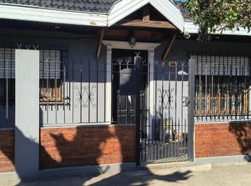 Casa · 380m² · 4 Ambientes · 2 Cocheras · Venta Casa en Monte Grande