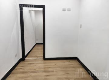 Oficina comercial · 30m² · 2 Ambientes · Oficina Al Fondo Ideal Showroom Sobre Las Flores Wilde Centro