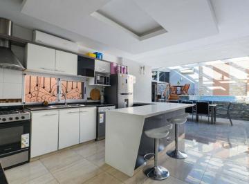 PH · 140m² · 4 Ambientes · Venta PH 4 Ambientes con Pileta en Boedo