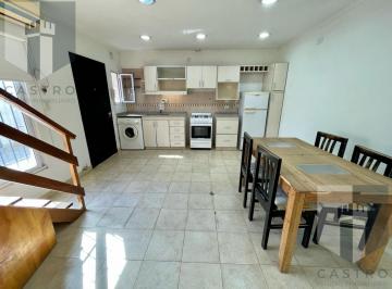 Casa · 80m² · 3 Ambientes · Casa Tipo Dúplex 3 Ambientes en Venta en Bella Vista
