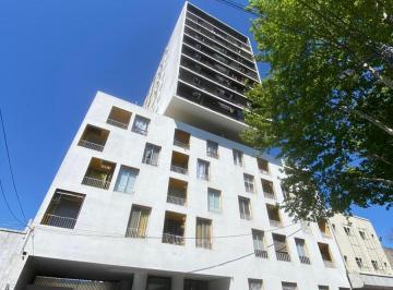 Departamento · 105m² · 4 Ambientes · 3 Ambientes en Piso Alto a Estrenar en Venta - Parque Patricios