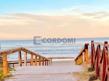 Terreno · 555m² · Venta de Terreno en Costa del Este de 555 m² Sobre Los Lirios a 400 m del Mar