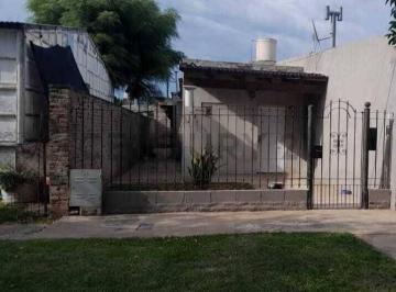 Casa · 60m² · 3 Ambientes · Casa en Venta en Rafaela Ubicada en Barrio Villa del Parque