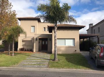 Casa · 170m² · 5 Ambientes · 2 Cocheras · Casa en Alquiler Temporal Barrio La Laguna Rincón de Milberg