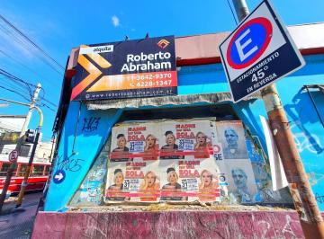 Local comercial · 202m² · 2 Ambientes · Alquiler Local 202 m² Valentin Alsina