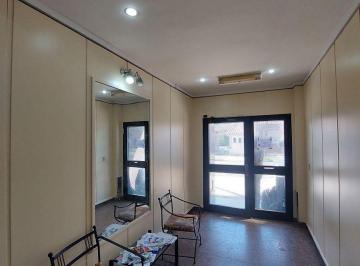 Departamento de 2 ambientes, Lomas de Zamora · Departamento 2 Ambientes con Balcón Al Frente – Excelente Ubicación en Lomas de Zamora