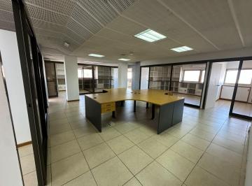 Oficina comercial · 230m² · 8 Ambientes · 2 Cocheras · Oficina en Nuñez