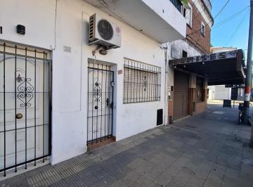 general-san-martin-villa-maipu-alquiler-departamento-2-ambientes · Departamento 2 Amb con Patio