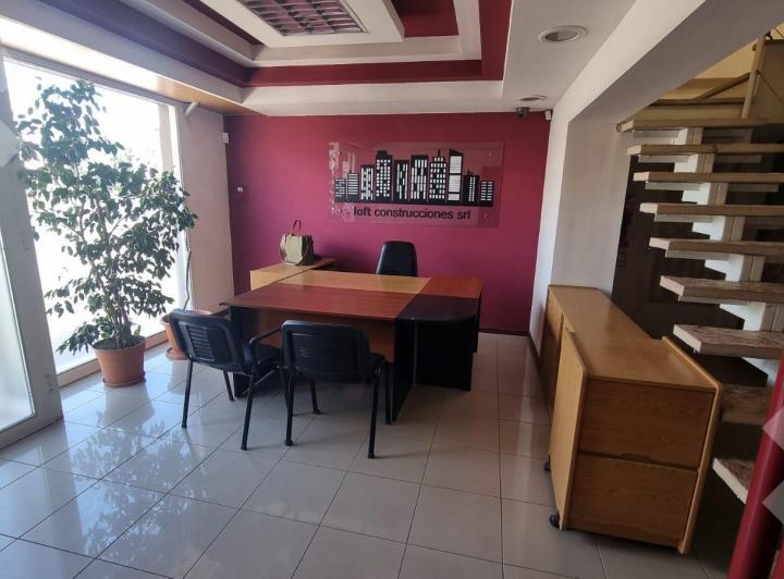 Oficina comercial · 400m²