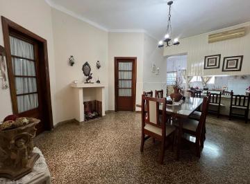 Casa · 91m² · 4 Ambientes · Casa en Alquiler Zarate