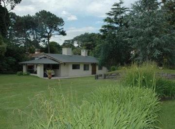 Casa · 165m² · 4 Ambientes · 2 Cocheras · Casa en Venta - 3 Dorm. 3 Baños - Pinamar