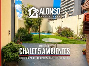 Casa · 170m² · 4 Ambientes · 1 Cochera · Chalet 5 Ambientes con Piscina en Venta en Lanús