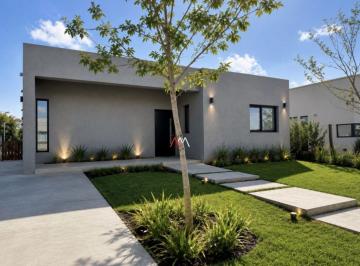 AMN-AMN-4012_2 · Casa en Venta en Santa Lucia - Pilar