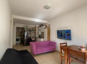 PH · 65m² · 3 Ambientes · PH. 3 Amb. en Primer Piso en Alquiler