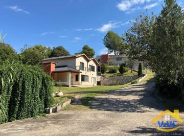 Casa de 12 ambientes, La Falda · Complejo en Venta C/ Cocheras en La Falda