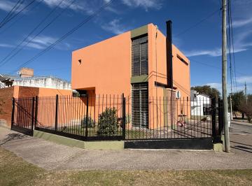 Casa de 6 ambientes, Córdoba · Venta Casa 3dor C/ Cochera, Patio y Pileta