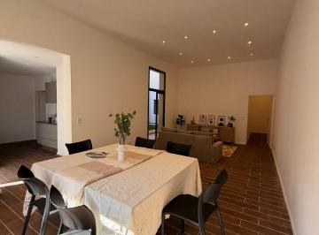 Casa de 5 ambientes, Villa del Parque · Casa a Re Estrenar Refaccionada a Nueva 5 Ambientes - 2 Cocheras Vestidor Venta en Villa del Parque