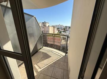 Foto · Alquilo Departamento 1 Dormitorio Externo con Balcón - a m de Av Colon - Barrio Alberdi