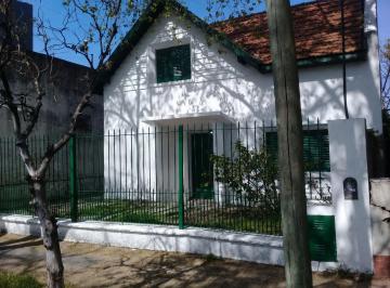 Casa · 310m² · 4 Ambientes · Casa en Temperley