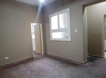 PH de 2 ambientes, Barracas · Se Alquila un Departamento de 2 Ambientes, Bajas Expensas - Barracas