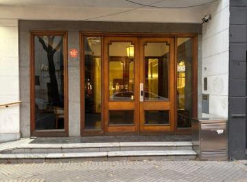 Departamento · 140m² · 5 Ambientes · Departamento de 3 Dorm. - España 771