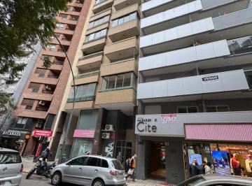 Departamento · 75m² · 10 Ambientes · Venta Departamento de Dos Dorm. y Medio en Nueva Cordoba Refaccionado