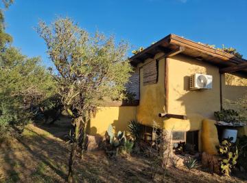 Casa · 60m² · 2 Ambientes · 1 Cochera · Casa en Venta, Superadobe en El Pueblito, San Javier Traslasierra!