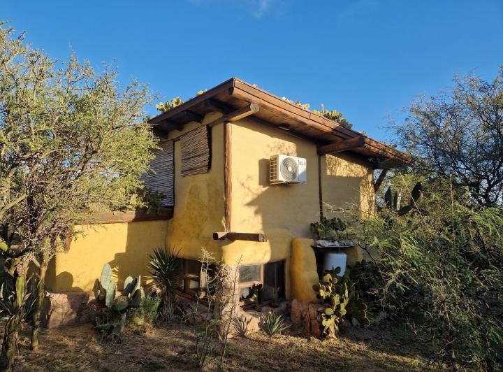 Casa · 60m² · 2 Ambientes · 1 Cochera