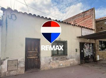 Terreno · 256m² · Casa Venta a Refaccionar Av Yrigoyen Macrocentro