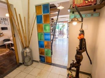 Casa · 208m² · 3 Ambientes · 1 Cochera · Oportunidad Única: 3 Propiedades en Una.