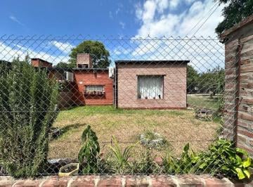 Quinta vacacional · 160m² · 3 Dormitorios · 2 Cocheras · Casa de 3 Dorm. en Venta en Sauce Viejo