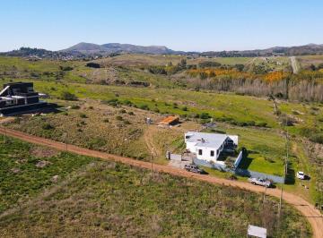 Terreno · 600m² · En Venta Amplio Lote Entre Sierras Tandil