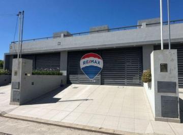 Casa · 139m² · 4 Ambientes · Venta Casa en Bajo La Viña 3 Dorm.