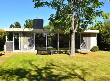 Casa · 146m² · 2 Ambientes · Venta Casa Diseño en Barrio Cerrado Las Magnolias