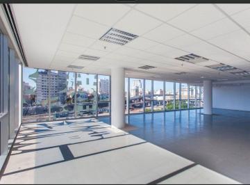 Oficina comercial · 200m² · 2 Cocheras · Alquiler Oficina Premium Centro
