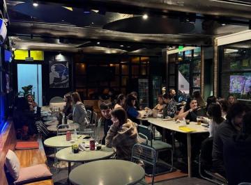 Local comercial · 300m² · Venta Fondo de Comercio. Local Gastronómico en Funcionamiento Ubicado en Calle Jujuy N°1351.