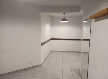 Departamento de 2 ambientes, San Isidro · San Isidro (La Calabria) 2 Ambientes con Balcón, Muy Bajas Expensas, Próximo a Av Centenario