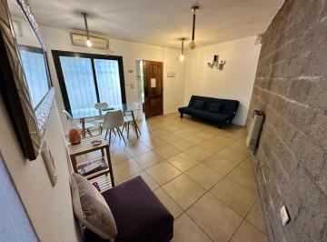 Departamento · 50m² · 2 Ambientes · Dpto a Mtrs de Parque Central
