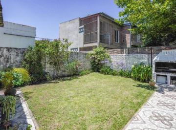 PH · 84m² · 4 Ambientes · PH 4 Amb con Jardin y Parrilla en Venta en Munro